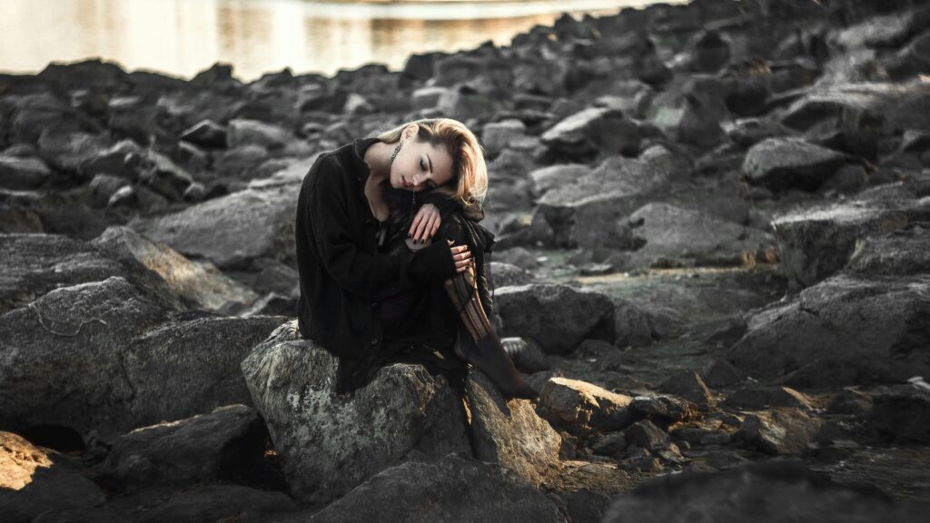how to be happy alone